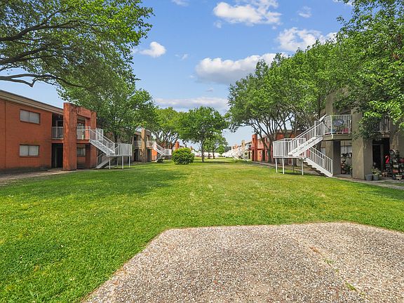 2nd image of 1111 E Sam Houston Pkwy S #647298d18
