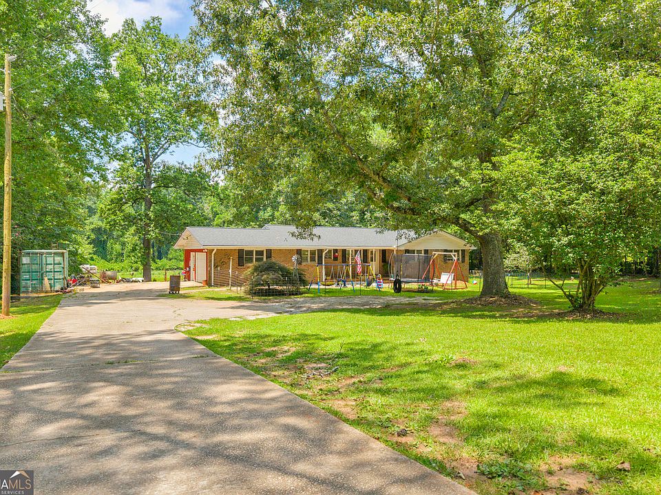 1st image of 849 Swan Lake Rd