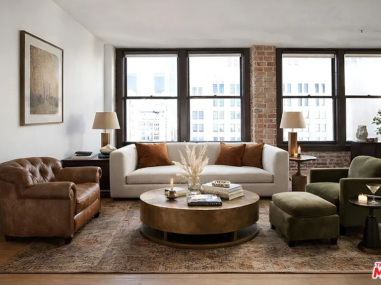460 S Spring St #701 — Photo 1