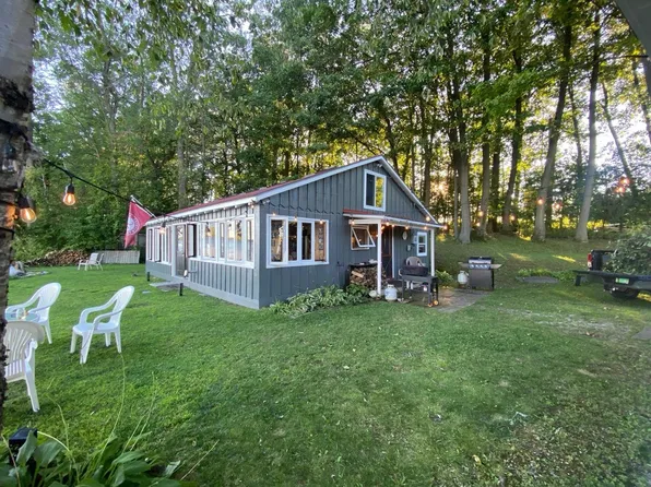 199 Poor Farm Road, Alburgh, VT 05440