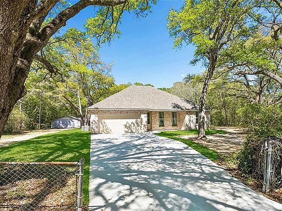 2nd image of 37329 Alamosa Ln