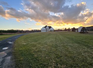 36 Campbell Rd, Bloomingburg, NY 12721