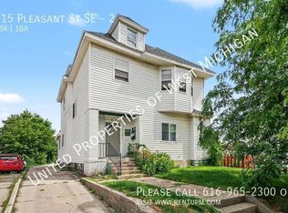 115 Pleasant St SE #2, Grand Rapids, MI 49503