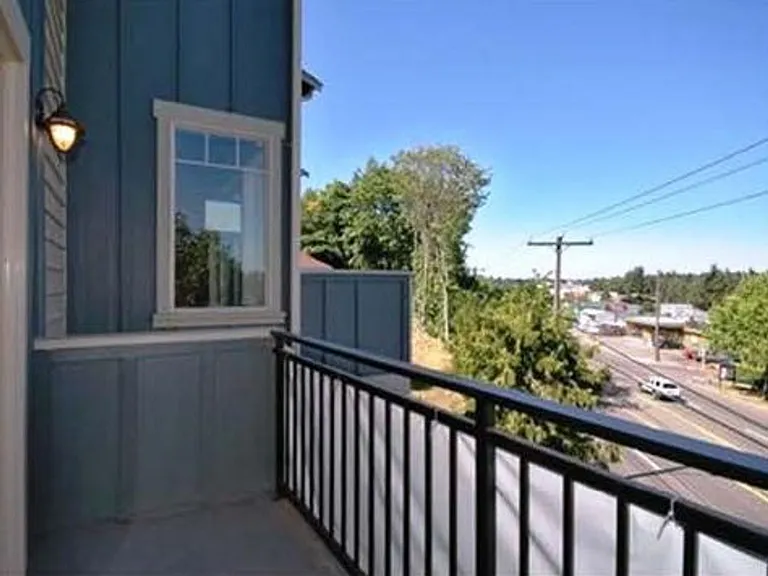 10700 24th Ave NE #E — Photo 32