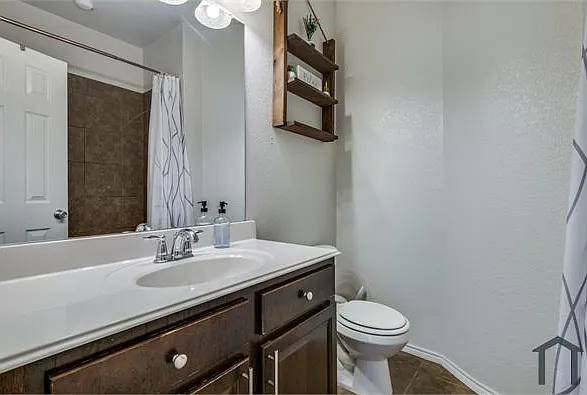 1433 Villa Paloma Blvd — Photo 14