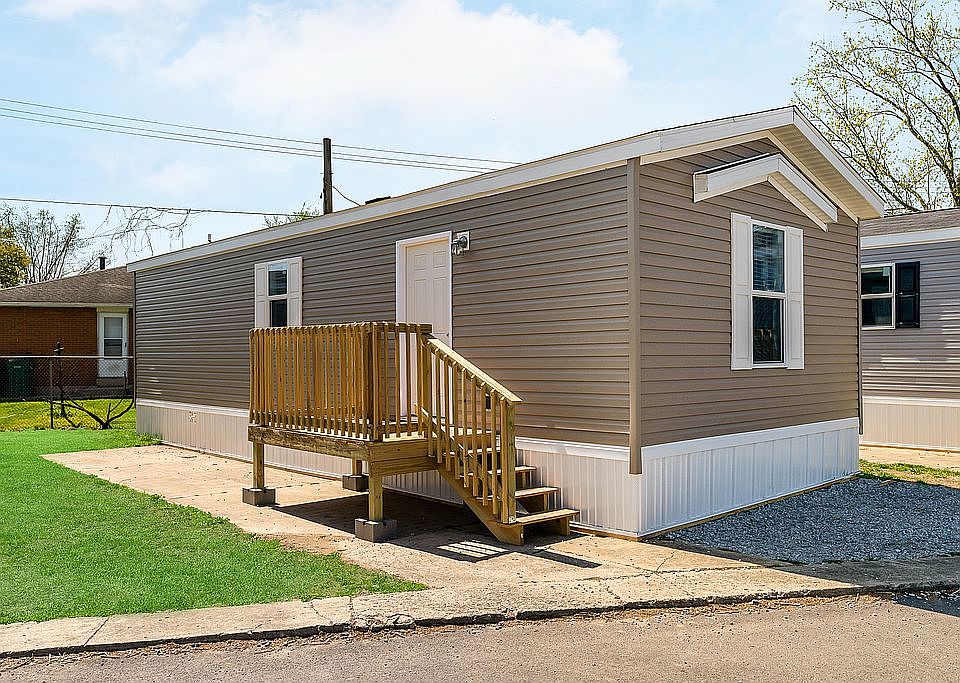 1st image of 707 W Main St Lot 16