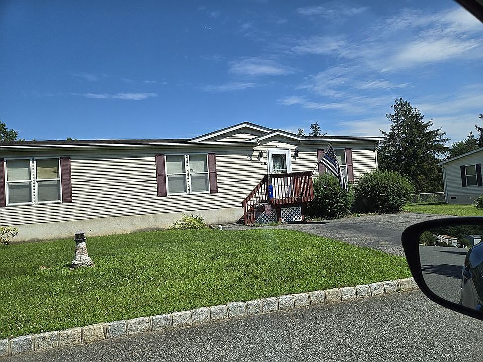92 NEW ST (HIGHLANDER HILLS)