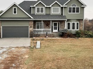 20504 Maple Cir, Eagle, NE 68347