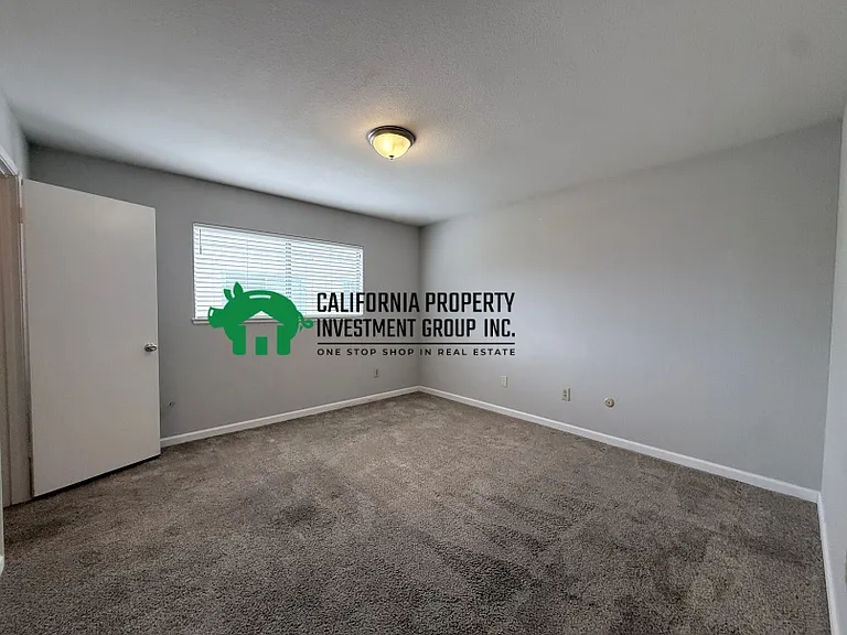 5422 Marconi Ave #5422 — Photo 17