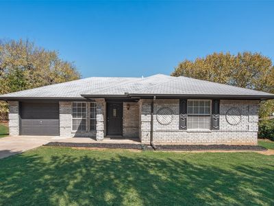 206 E Maple St, Keene, TX, 76059
