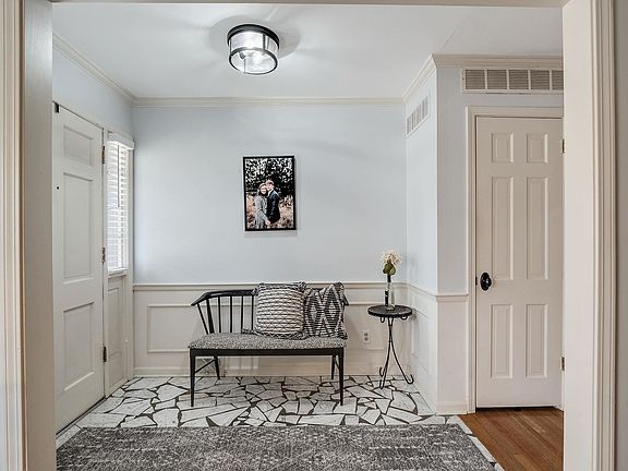 5th image of 2205 Abergeldie Dr