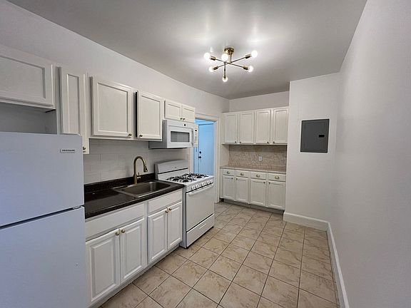 5th image of 162 Avenue C #23E