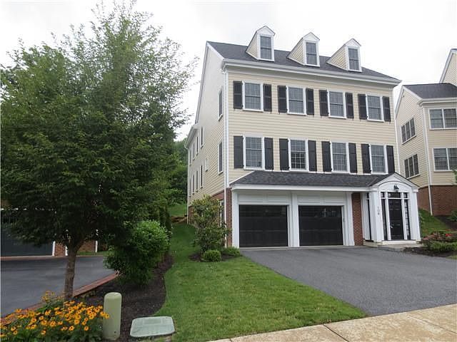 1st image of 106 Rockford Grove Ln #8