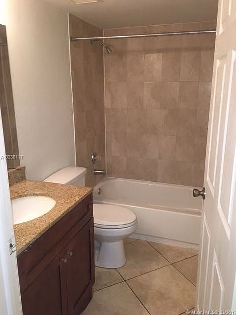 2nd image of 9855 Nob Hill Ln