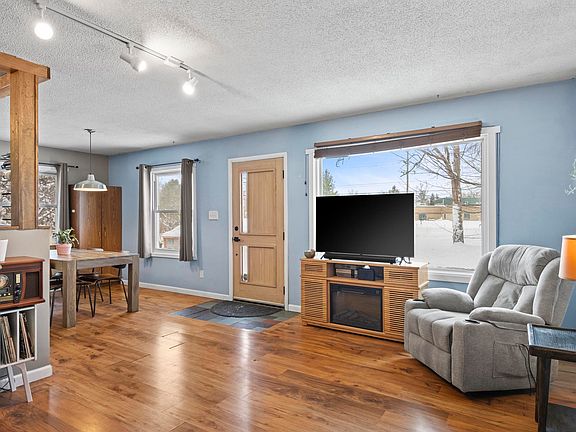 5th image of 877 Parsons Rd