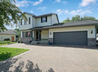 1007 Meadow St, Cologne, MN 55322