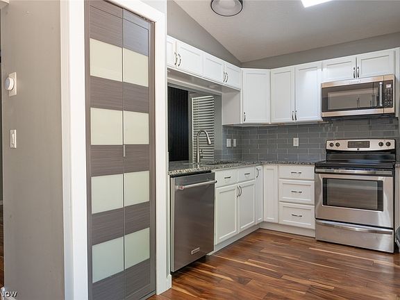 5th image of 8716 Blossom Dr