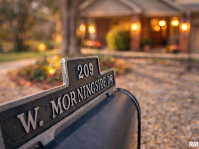 209 W Morningside Dr, Peoria, IL, 61614