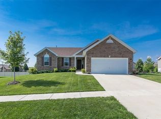 1305 Stone Hill Dr, O Fallon, IL 62269