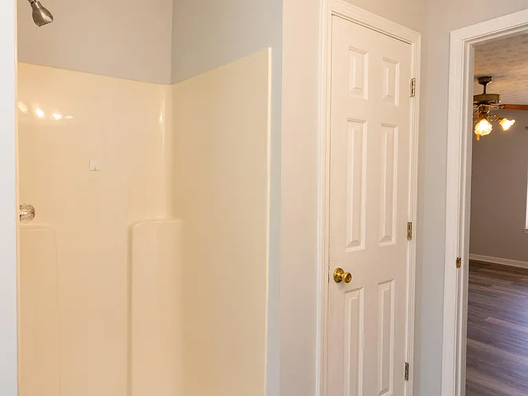 811 Sugar Oak Ln — Photo 21