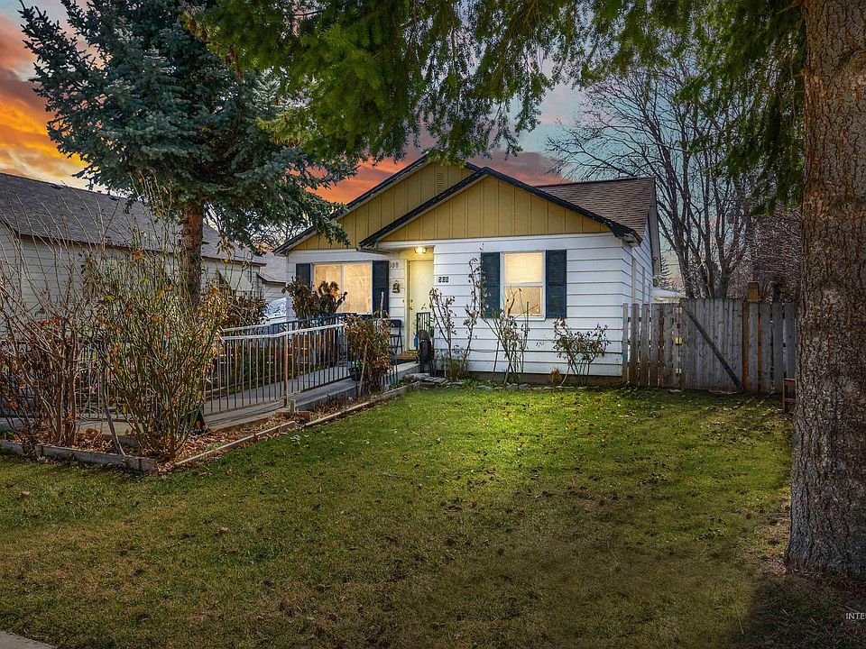 1st image of 508 20th Ave S
