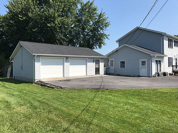 3rd image of 5021 Barley Dr