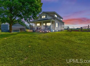 6980 E Ln, Bark River, MI 49807