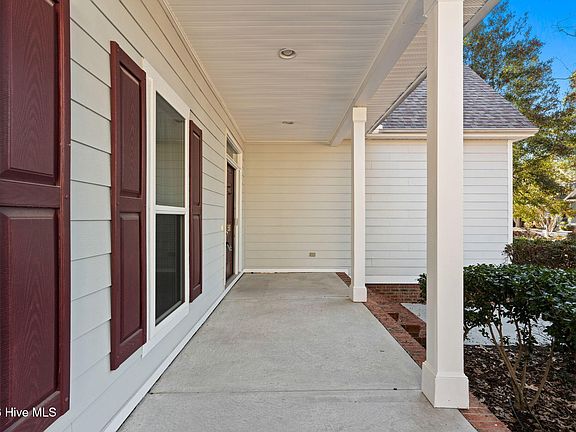 3rd image of 597 Riverwood Drive SE