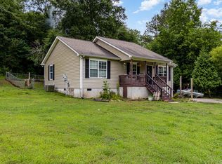 3018 Pine Dr NE, Dalton, GA 30721