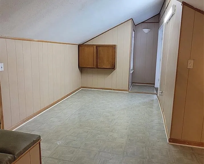 20111 Beechview Ln — Photo 15