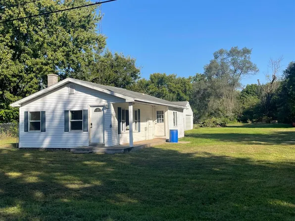 10083 Glenwood Ave, Osceola, IN 46561