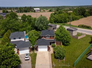 32 Rosenfeld Dr, Barrie, ON L4M 5X2