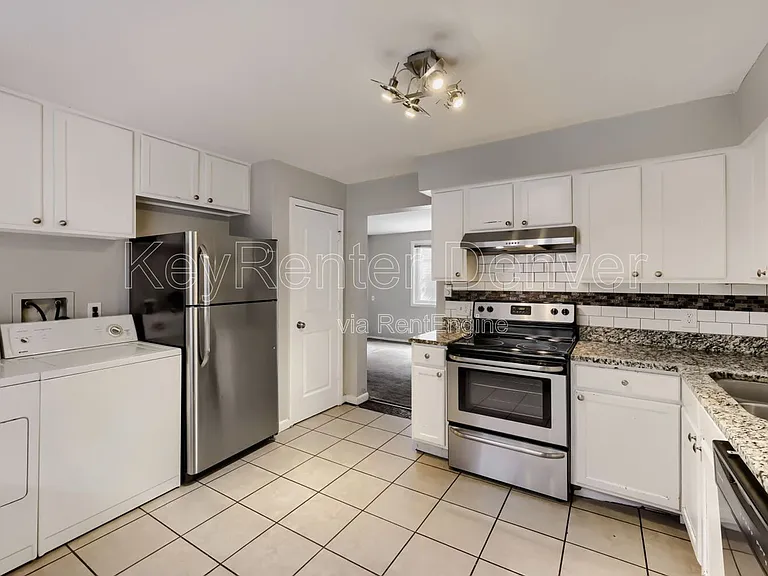 2445 Lawrence St #D — Photo 7