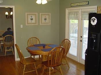 5th image of 1131 Buxton Dr