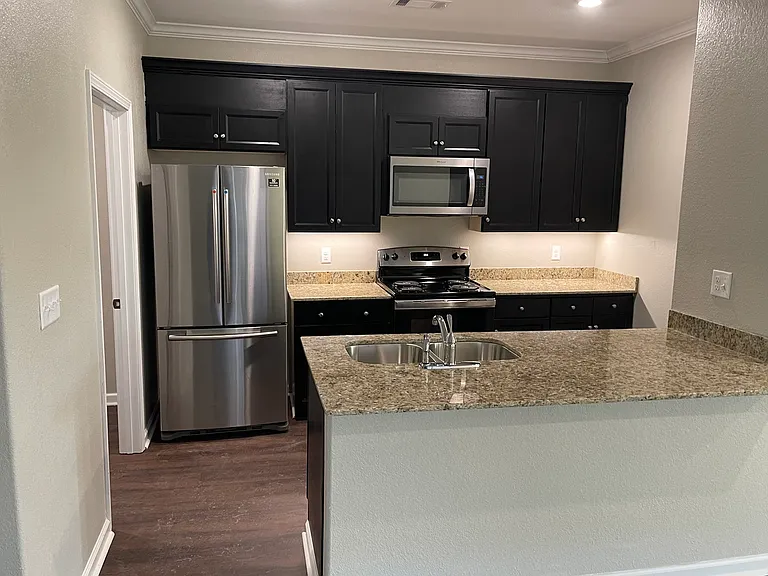 3506 S Juniper St #B — Photo 11