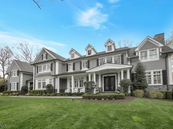 845 Scioto Dr, Franklin Lakes Boro, NJ 07417