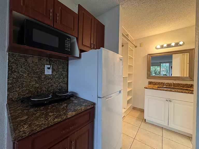 7900 S Orange Blossom Trl #2 — Photo 12
