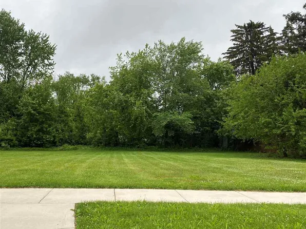 257 South Water Street, Columbus, WI 53925