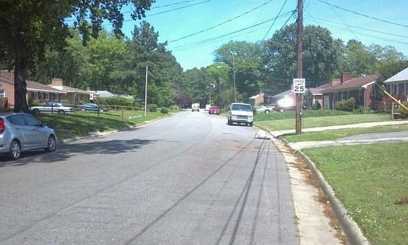 2nd image of 37 Bonita Dr