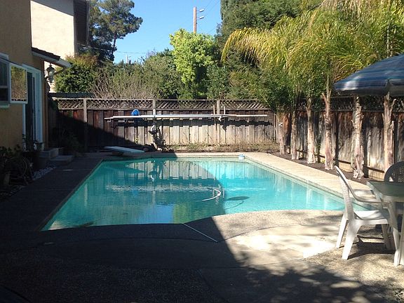 4th image of 635 Princeton Dr