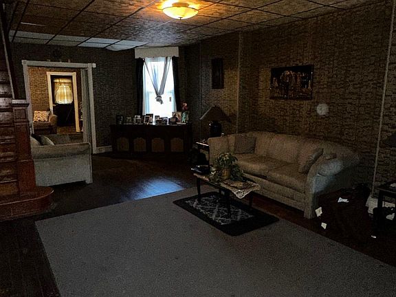 4th image of 519 Delamore Pl