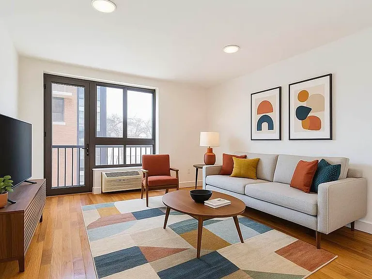 572 5th Ave #4E — Photo 1