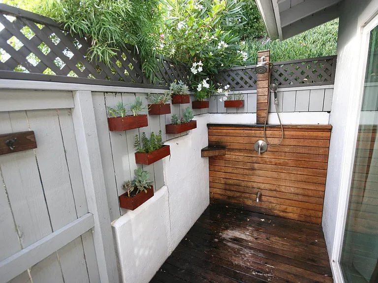 640 Aurora Ave — Photo 19