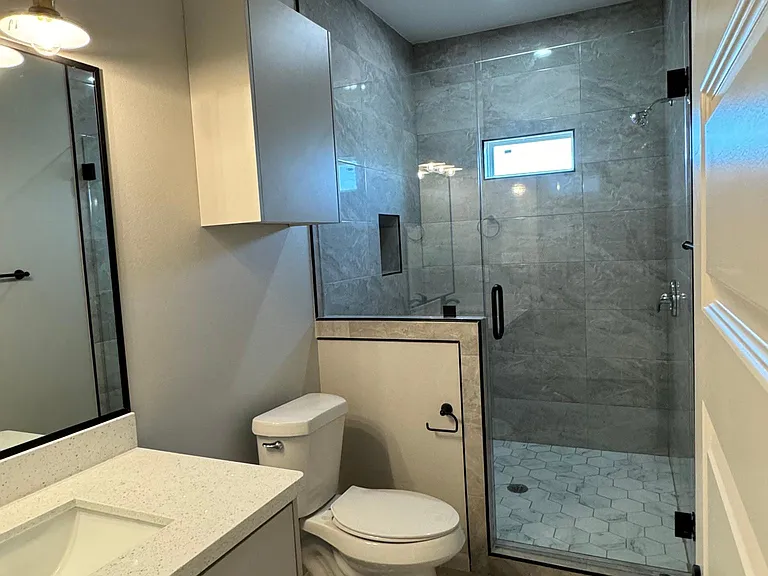 803 Hidden Hills St #4 — Photo 8