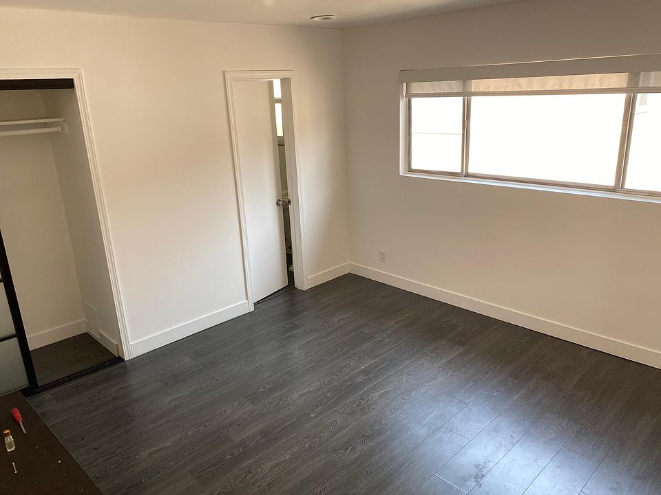 1st image of 1442 S Wooster St #4