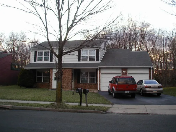 4556 Winding Brook Dr, Bensalem, PA 19020