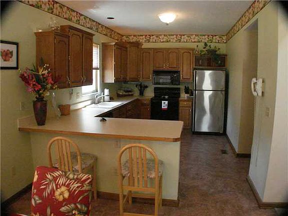 5th image of 6352 Thorncrest Dr