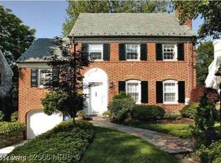 5025 Allan Rd, Bethesda, MD 20816