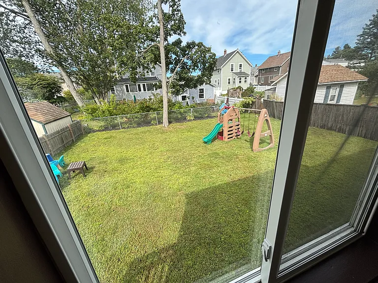 12 Eliot St — Photo 15