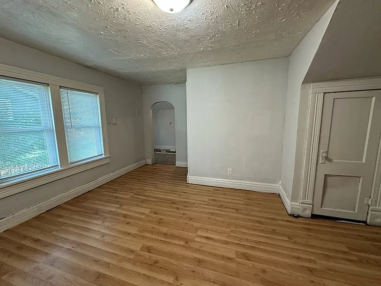 1212 S Brotherton St — Photo 3